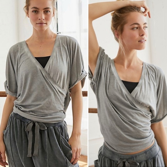 Vince Gray Wrap Top - Picture 1 of 4